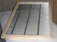 Draht-Absperrgitter im Holzrahmen für Gerstung Ständerbeuten